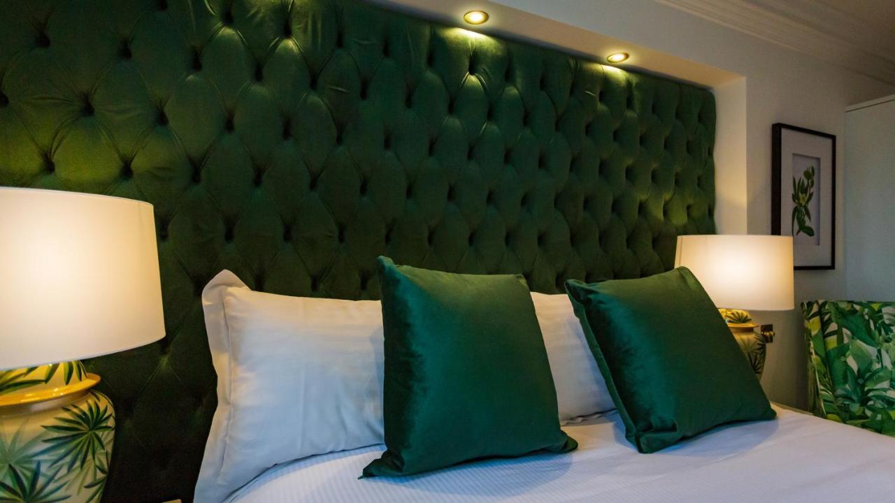 The Hotel 5*