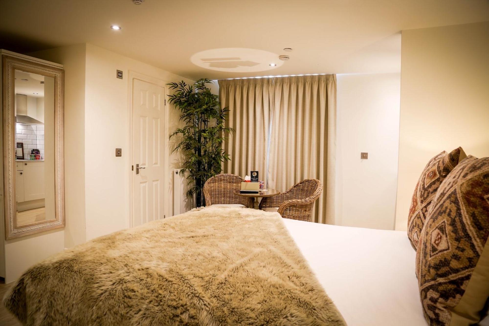 The 5* Chester